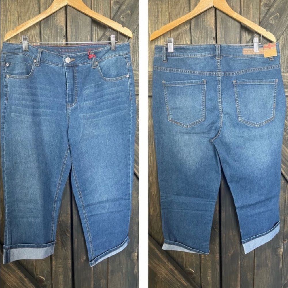 Liverpool Denim Capris - Size 16/33 NWT